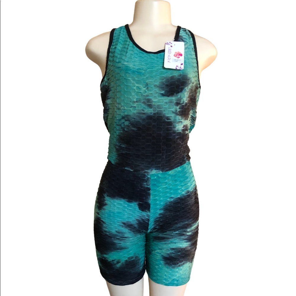 ⭐️ Green/Black Tie Dye 1 Piece Scrunchy Bodysuit